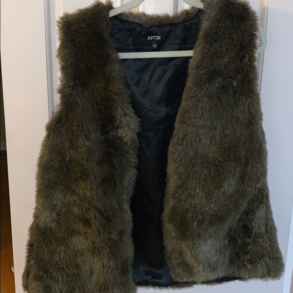 Apt 9 brown fur vest